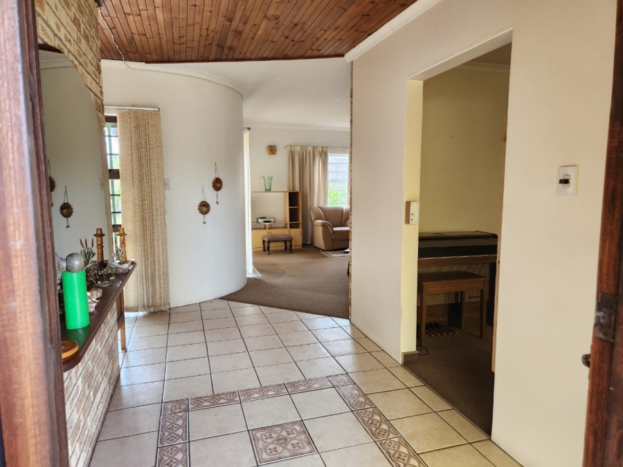 3 Bedroom Property for Sale in Humewood Eastern Cape